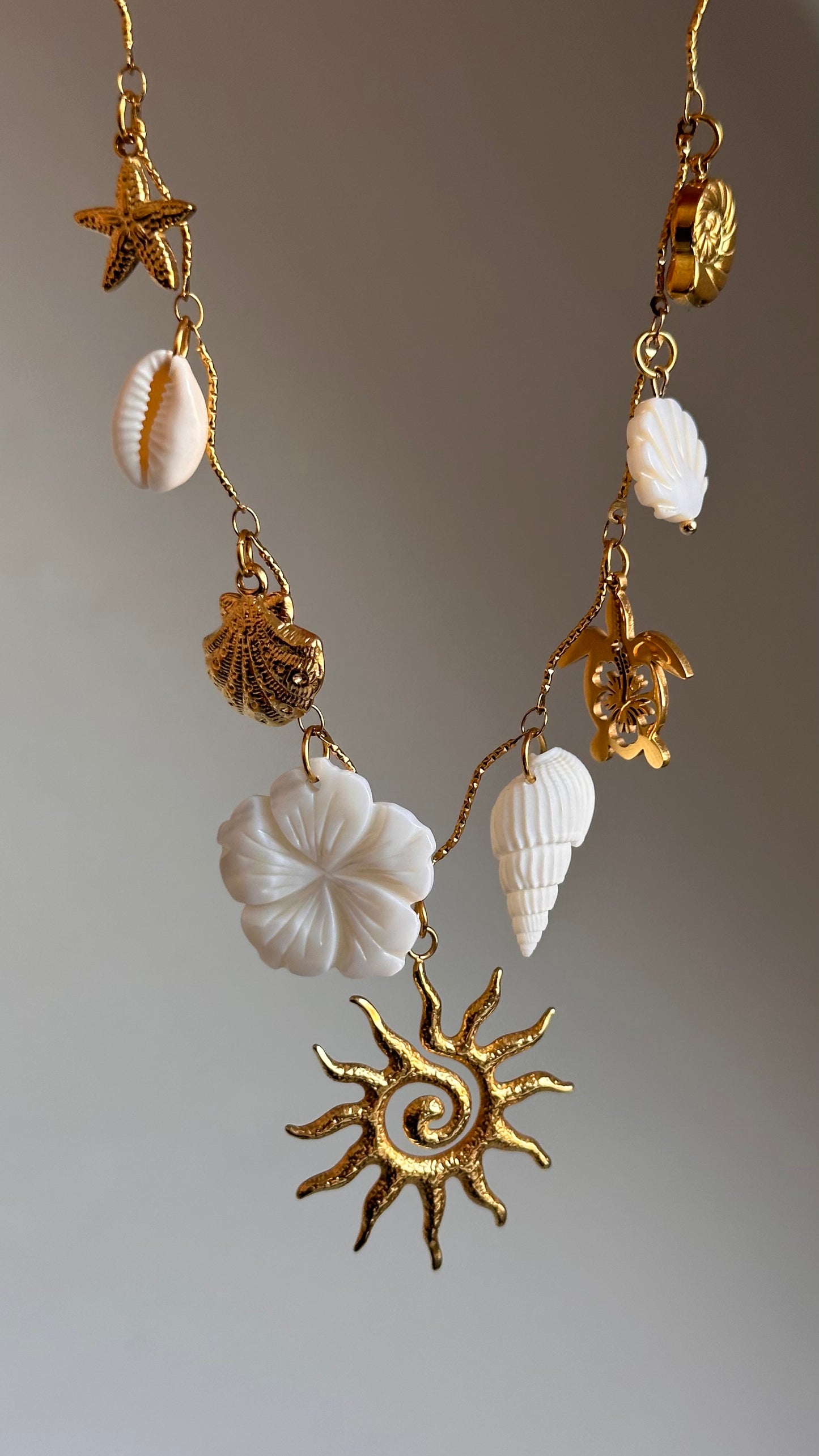 Collier SAONA PRÉCOMMANDE