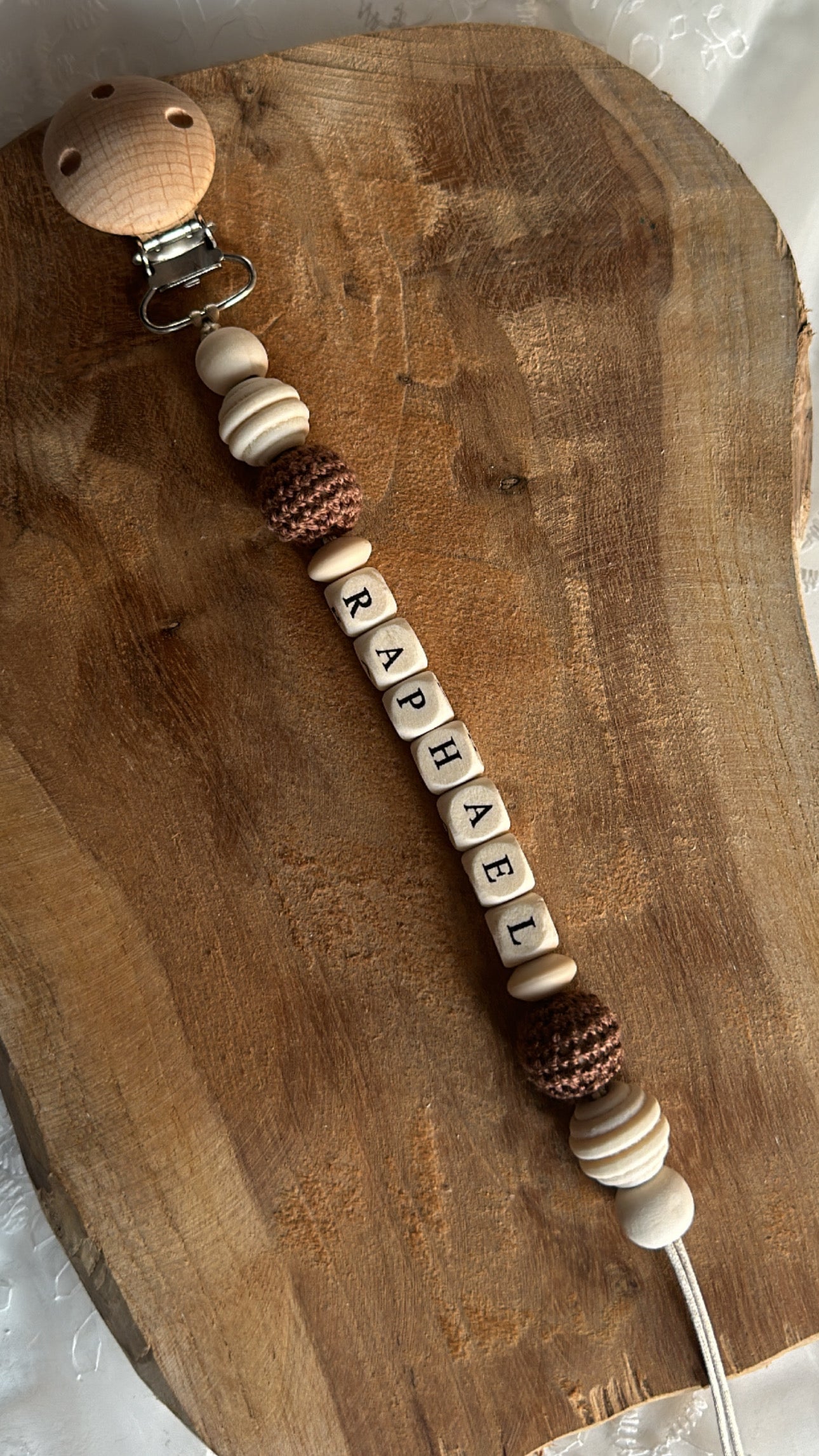 Attache tétine « TRICOT »